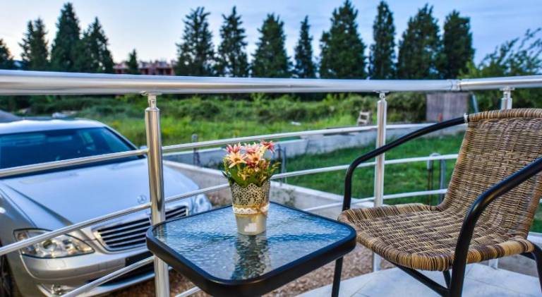 Lovely holiday apartment with terrace & garden | Pet-friendly — photo 4