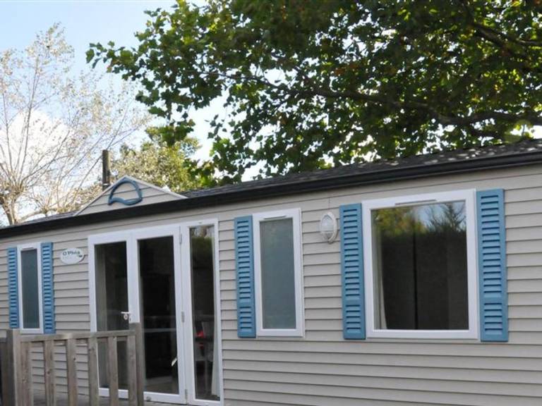 Mobile home with terrace & heated pool — photo 4