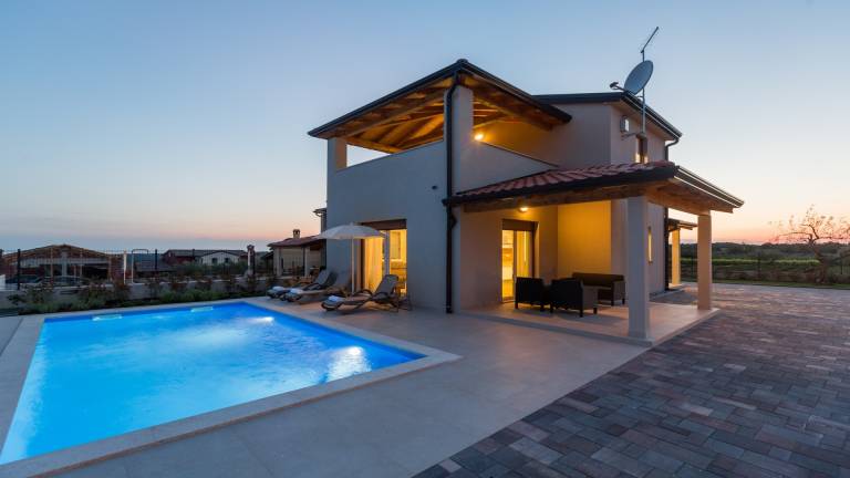 Villa  Tar