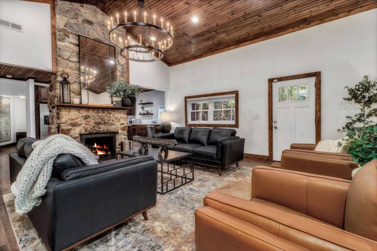 House Black Mountain