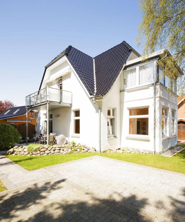 House with terrace, yard & BBQ — photo 3