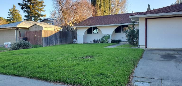 Vacation home with patio & garden — photo 2