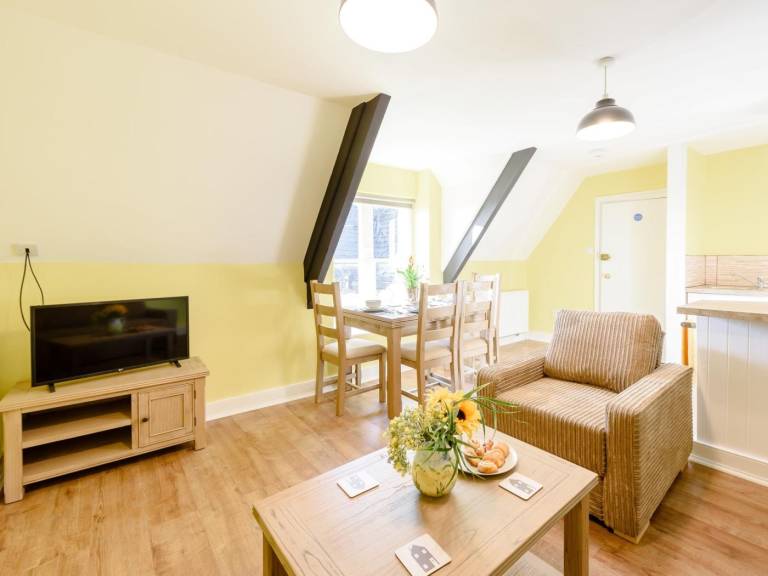 Fully equipped charming holiday apartment with yard | Pet-friendly — photo 5