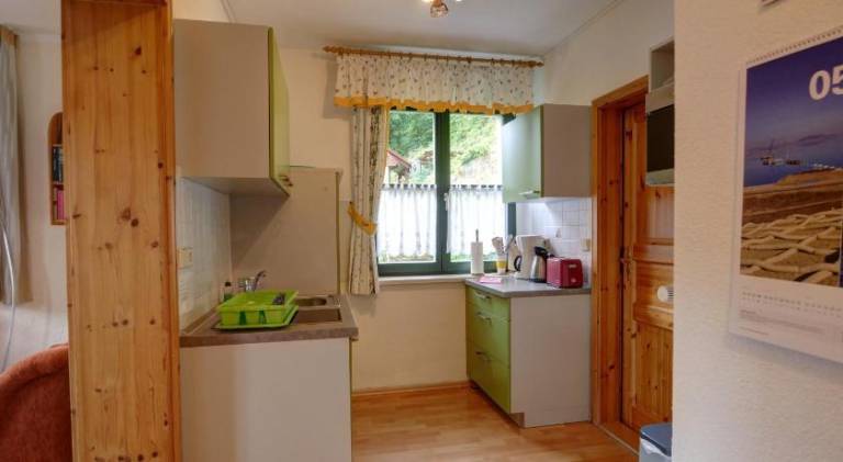 Holiday apartment with grill & garden — photo 5