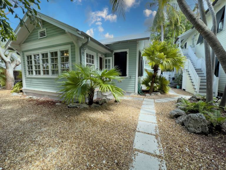 Cabin Key West
