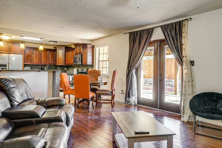1 Mi to NMSU! Las Cruces Home w/ Pet-Friendly Yard in Las Cruces, NM