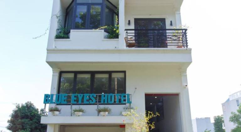 Serviced apartment with patio — photo 4