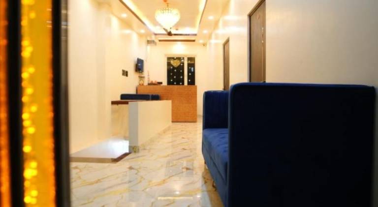 Om Palace Inn — photo 4