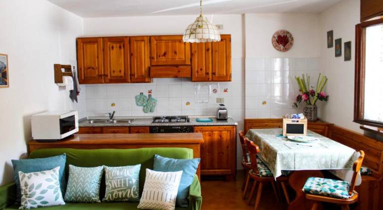 Apartment with 2 rooms for 5 persons — photo 3