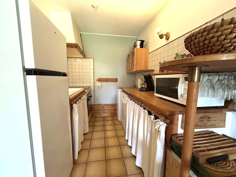 Apartment with 1 room for 4 persons — photo 2