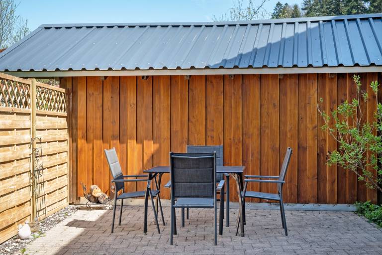 Family-friendly lovely rental apartment with terrace, barbeque & garden | River view | Suitable for remote work | Pets are welcome — photo 3