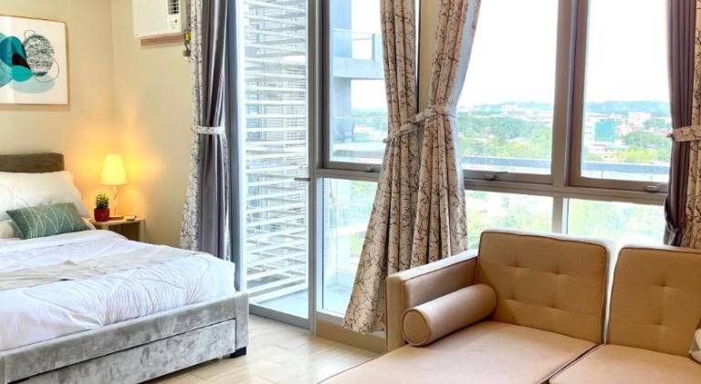 Rental apartment with pool in Iloilo