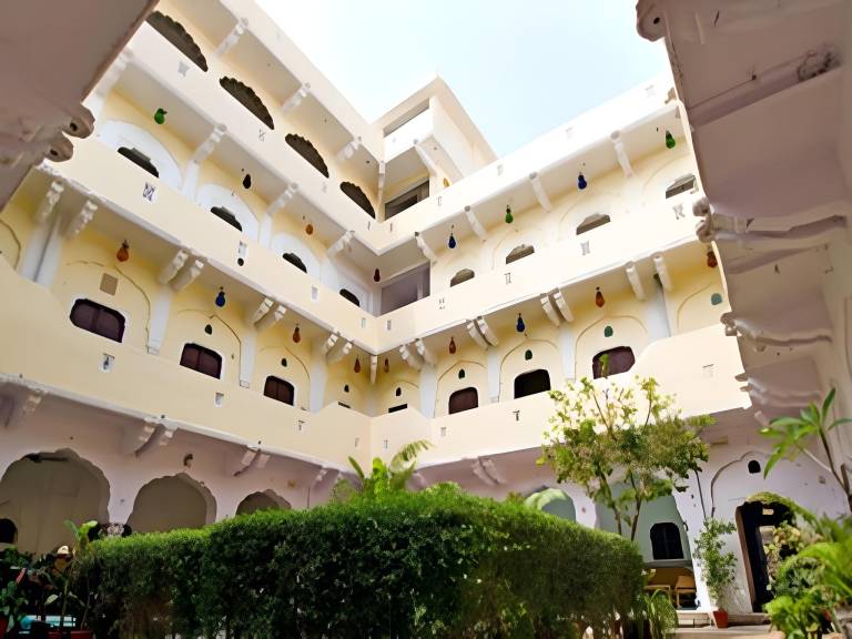 Hotel Saba Haveli