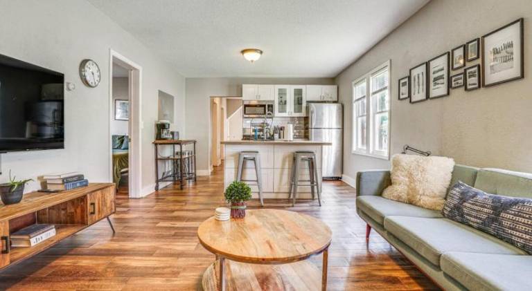 Holiday apartment with 1 room for 6 persons in Brooklyn Center, MN