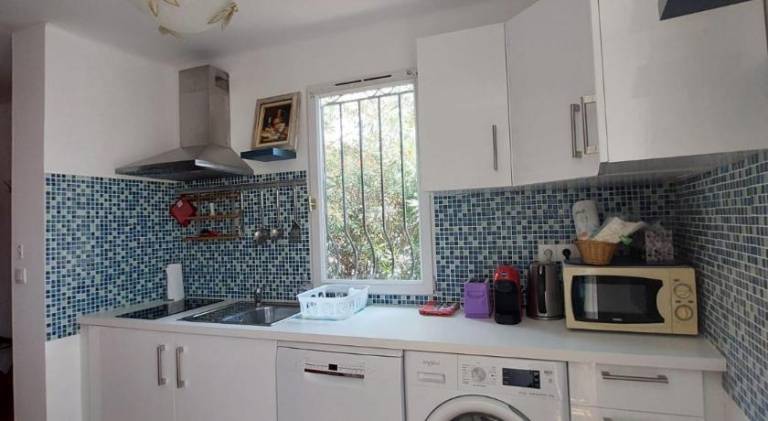 Sea view front beach apartment deluxe near Nice airport — photo 5