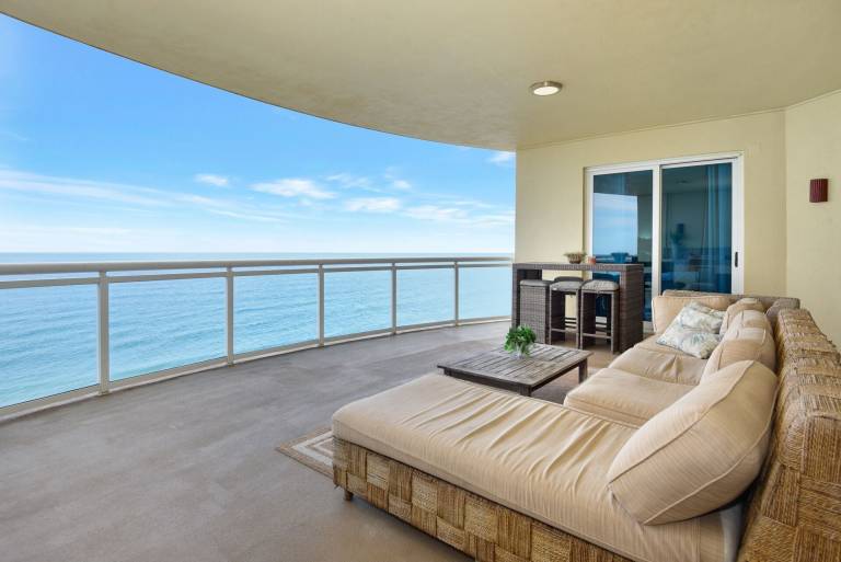 Condo  Daytona Beach