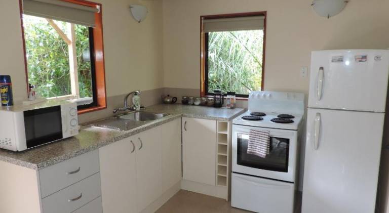 Waiheke Island Punga Lodge — photo 3