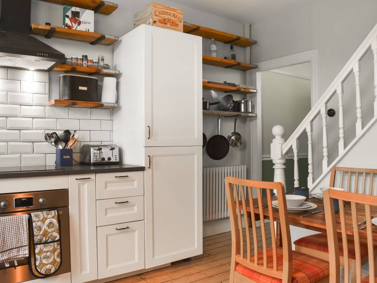 Child-friendly lovely cottage with yard | River view | Pet-friendly — photo 5
