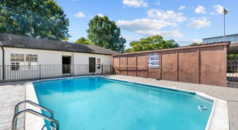 Wonderful apartment with pool | Pets are welcome in Houston, TX