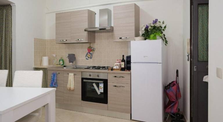Apartment with 1 room for 4 persons — photo 3