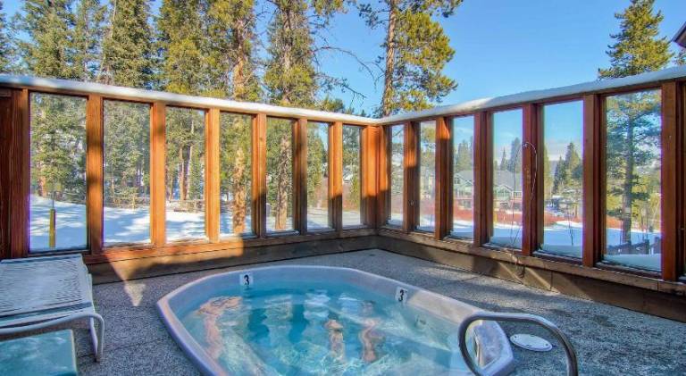 Holiday apartment with pool & hot tub | Next to the ski | Pets are welcome — photo 5