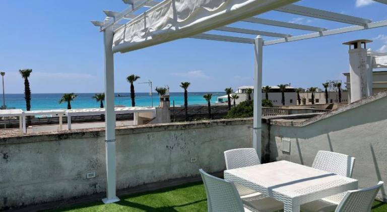 Holiday apartment with 2 rooms for 6 persons — photo 3