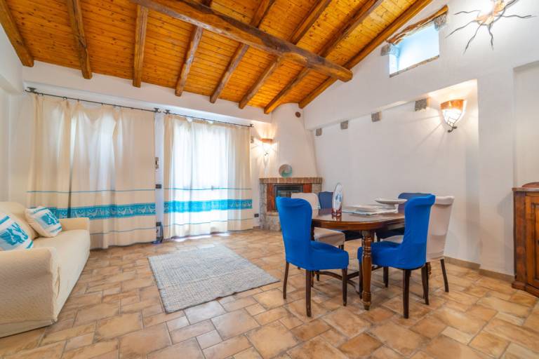 Family-oriented holiday apartment with garden, patio & BBQ | Sea view | Pets are welcome — photo 2