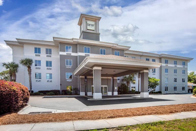 Garner Hotel Panama City Beach Northeast By IHG in Bay City, AL