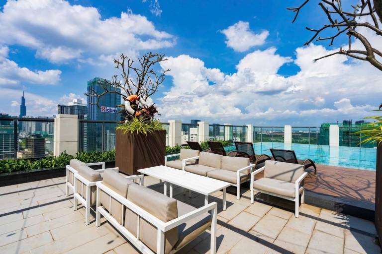 The Rixx CityView@D1/Operahouse/Metro/pool/Netflix — photo 3