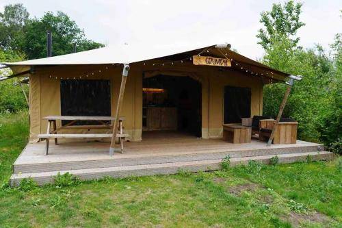 Tent Asten