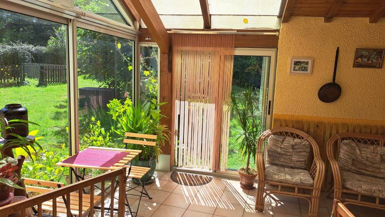 Vacation home with yard, barbeque & fast internet | Garden view | Dogs allowed — photo 3