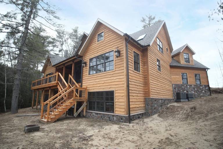 Cabin East Wakefield