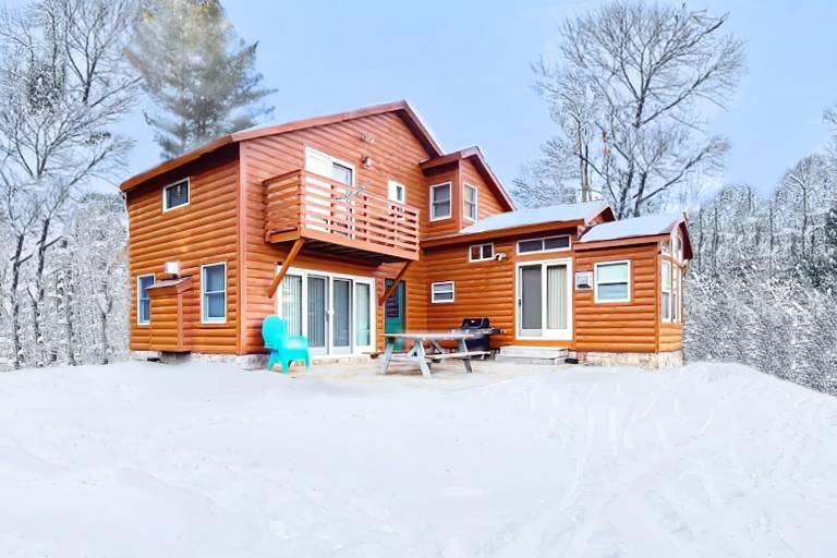 Cabin  Belmont