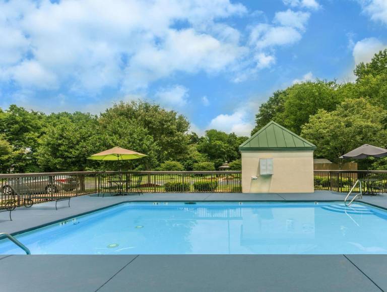 Clarion Pointe South Boston - Danville East — photo 4
