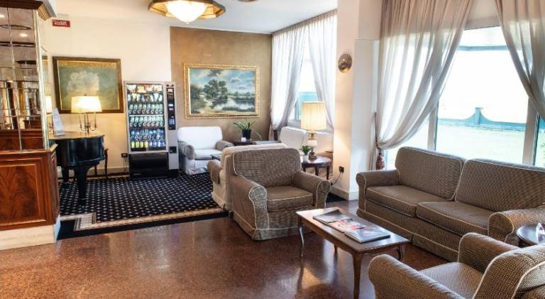 Hotel Alga — photo 2