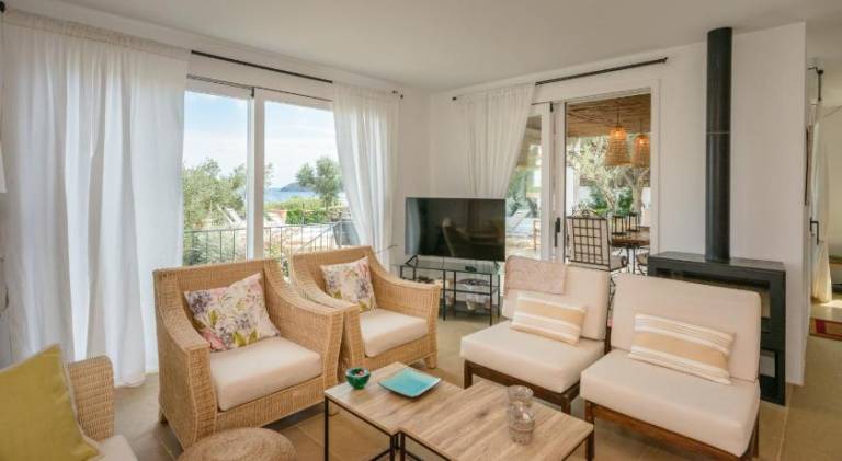 Nice villa with pool | Close to the beach | Pets allowed — photo 2
