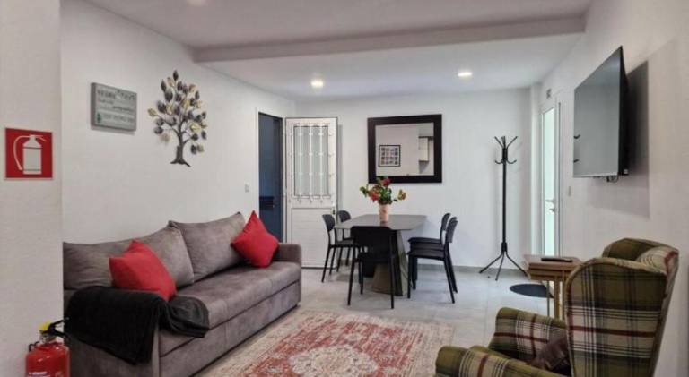 Fully equipped lovely rental apartment with terrace, BBQ & garden | Suitable for remote work | Dogs allowed — photo 2