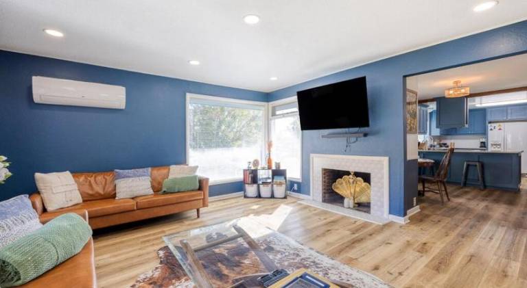 Charming house | Pets are welcome in Klamath Falls, OR