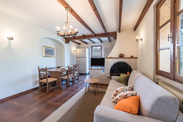 Charming Villa 'Casa degli Ulivi' with Private Terrace, Garden & Wi-Fi — photo 4