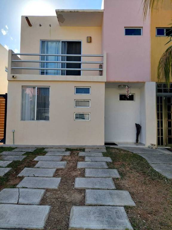 House Puerto Morelos