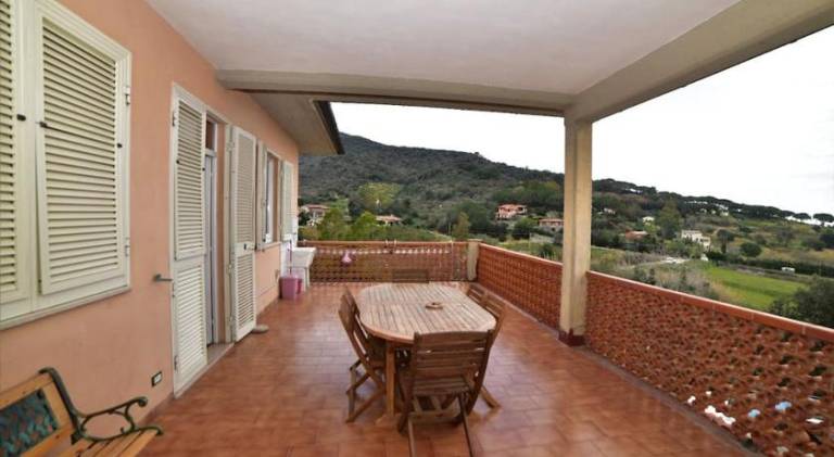Holiday apartment with pool — photo 3