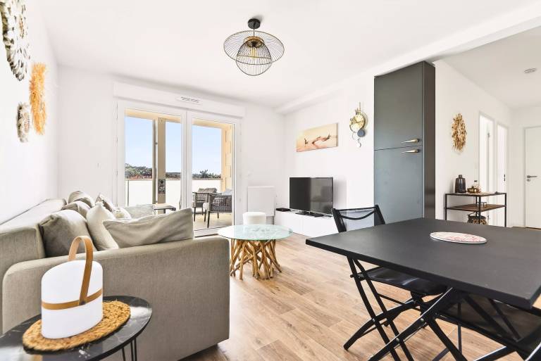 Fully equipped apartment with patio | Pets are welcome — photo 3