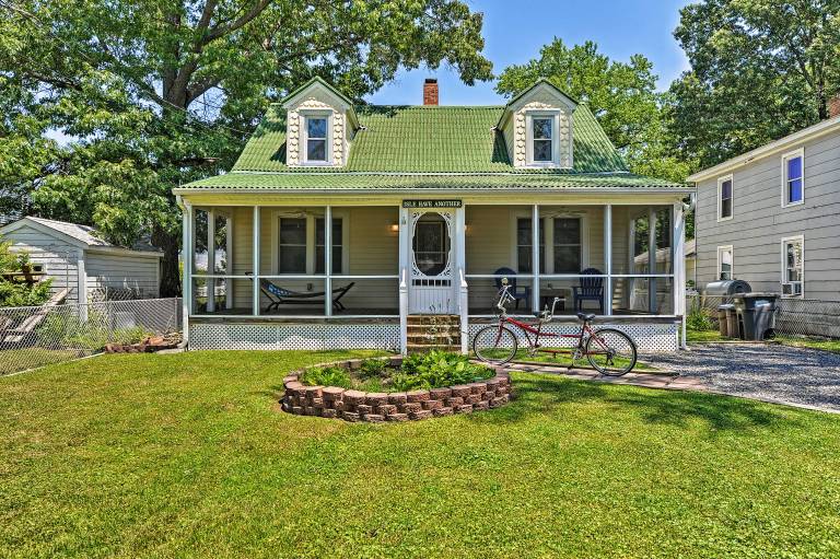 House  Colonial Beach