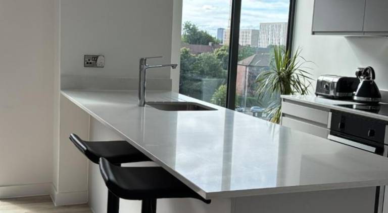 Salford Luxury 2Bed 2Bath Gym Balcony — photo 3