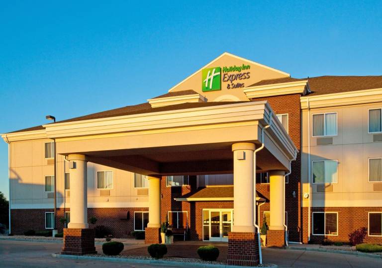 Holiday Inn Express Hotel & Suites Dickinson By IHG in Dickinson, ND