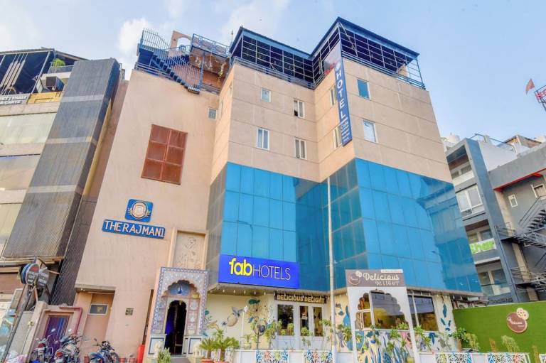 Fabhotel The Rajmani