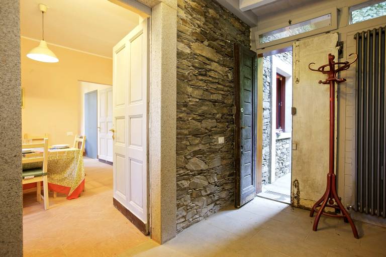 Fully equipped lovely vacation home with grill & garden | Garden view | Suitable for remote work | Pet-friendly — photo 3