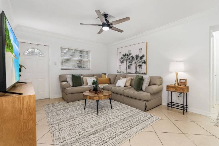 Children-friendly charming condo with patio | Pet-friendly — photo 3