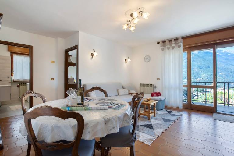 Apartment 'Maison Du Soleil - Bien-être' with Mountain View, Private Terrace and Wi-Fi — photo 2