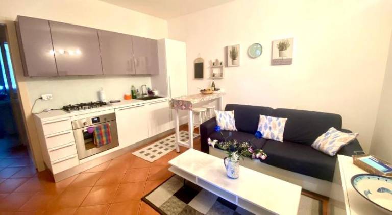 Apartment with pool — photo 2